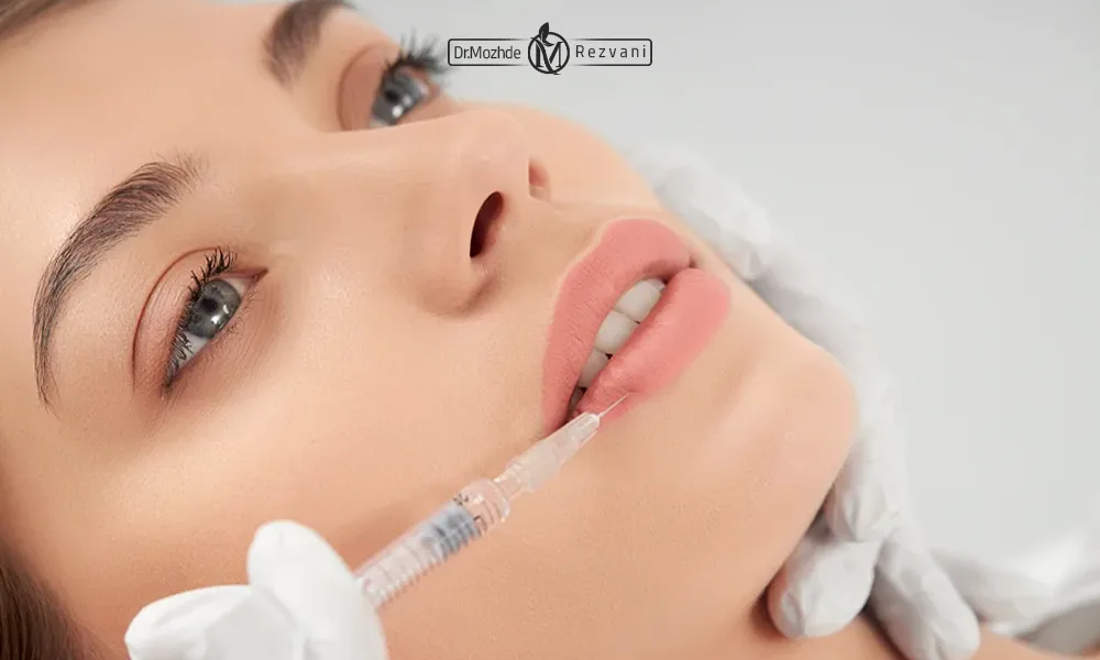 تزریق ژل لب پایینی یک دختر خانم